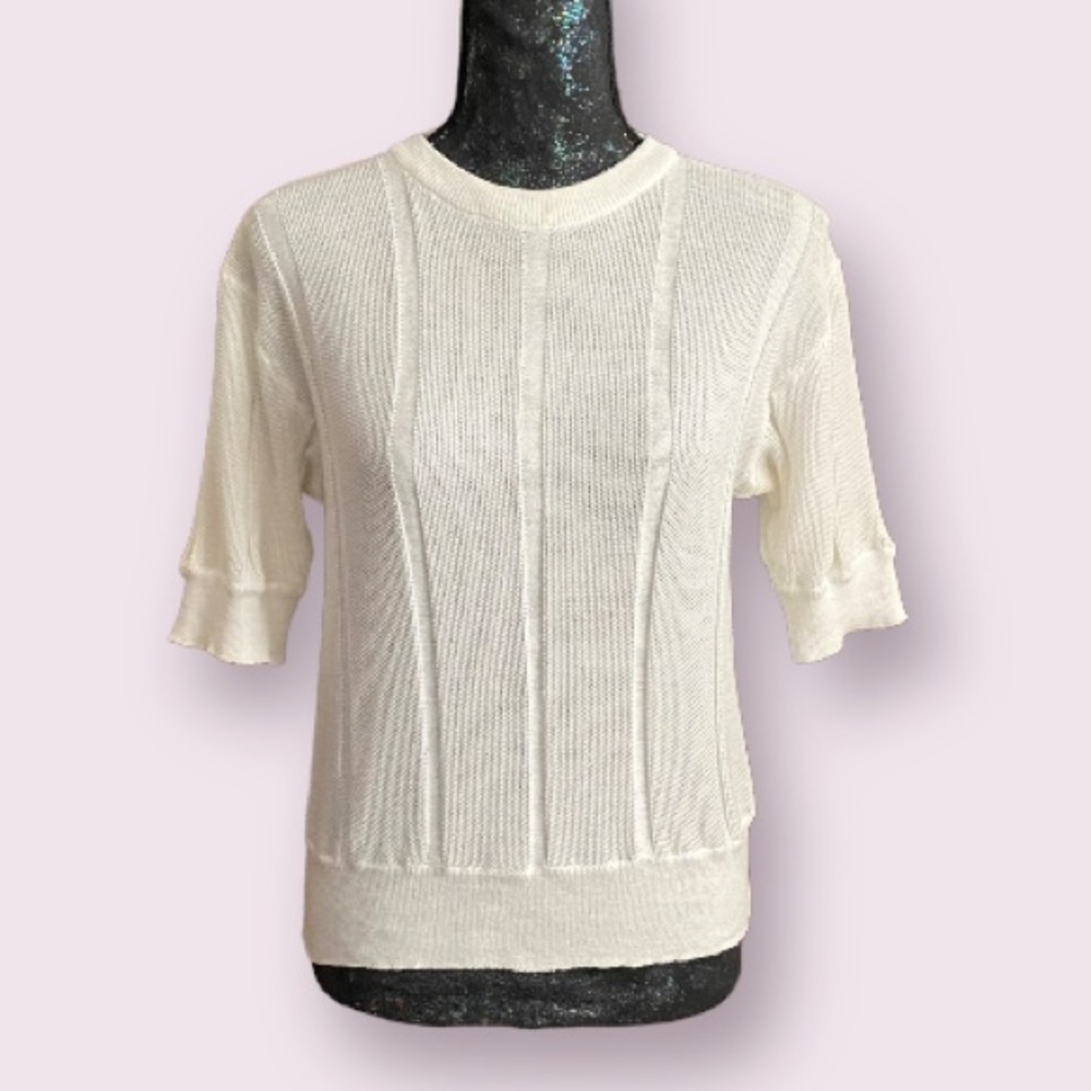 Vintage White Short Sleeve Knit Top